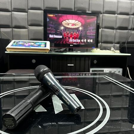 Manjung Vermogen Stay-Wi-Fi+Ktv Sitiawan Luaran gambar